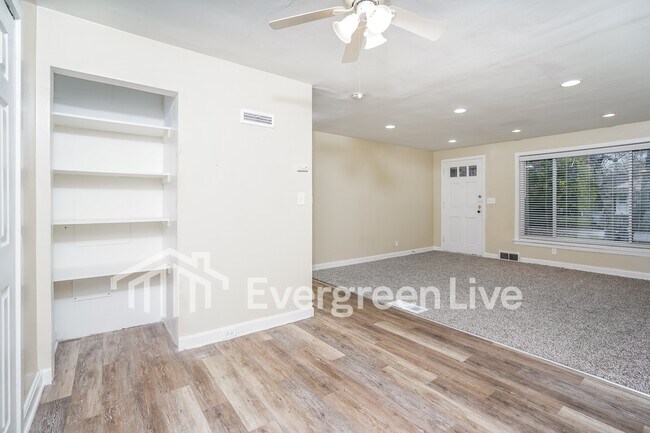 Foto del edificio - 5125 W Stark St