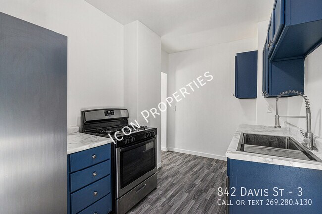 Foto del edificio - Renovated Studio!