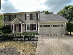 Building Photo - 8022 Hall St