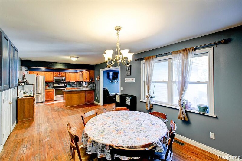 Foto principal - 2846 Michigan Rd