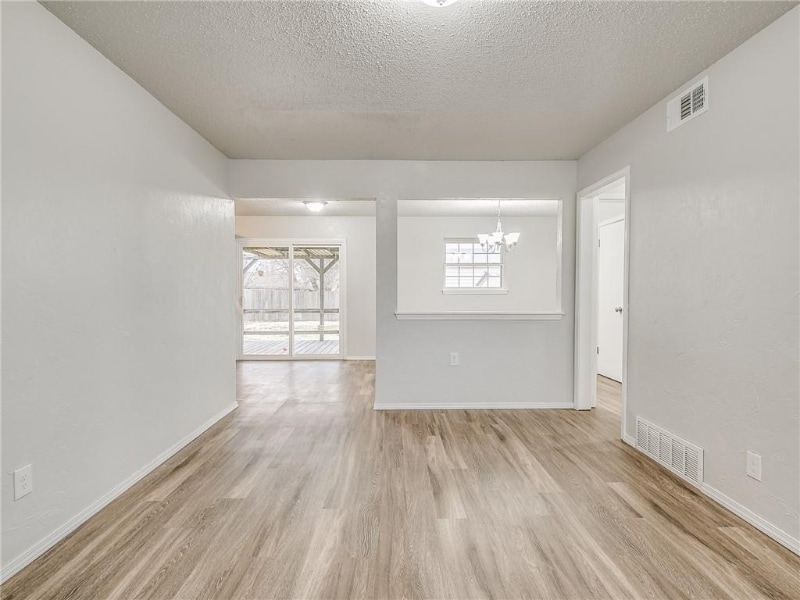 Foto principal - 2717 SW 80th St