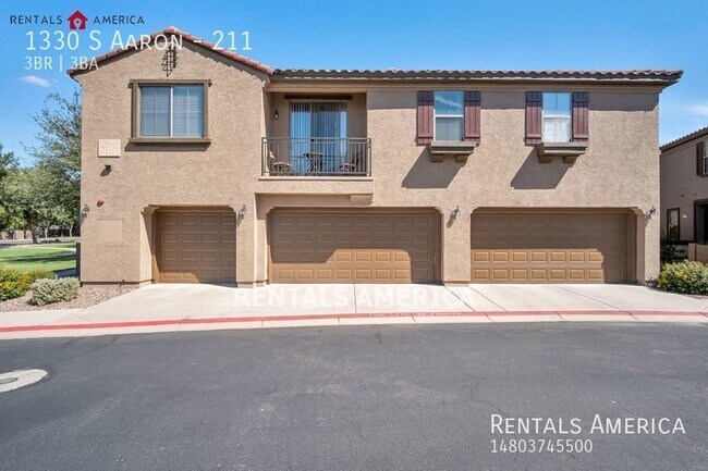 Building Photo - UPDATED 3 BEDROOM CONDO IN MESA