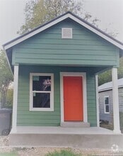 Building Photo - 1712 W Salinas
