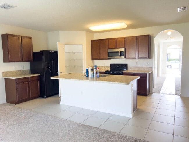 Building Photo - 3050 Puerta Del Sol Blvd