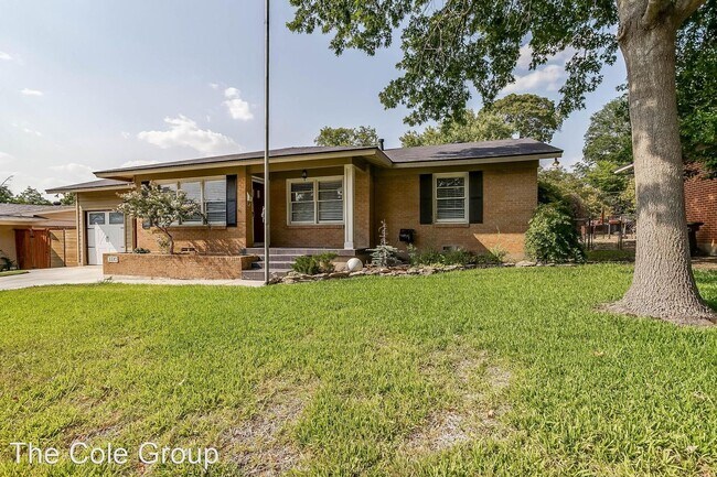 Foto del edificio - 3 br, 2 bath House - 3370 Cromart Ave