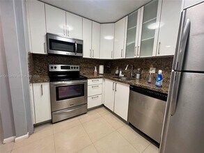 Building Photo - 1801 S Ocean Dr