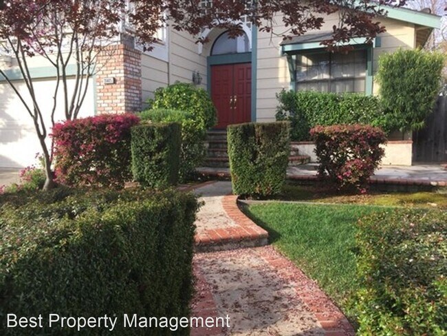 Foto del edificio - 4 br, 3 bath House - 35605 Beeching Ln