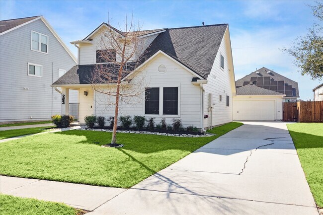 Building Photo - 262 Rolling Brook Dr