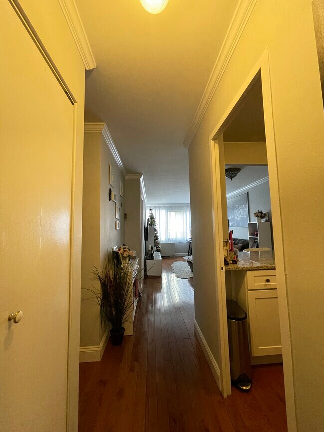 Foto del edificio - 1330 New Hampshire Ave NW