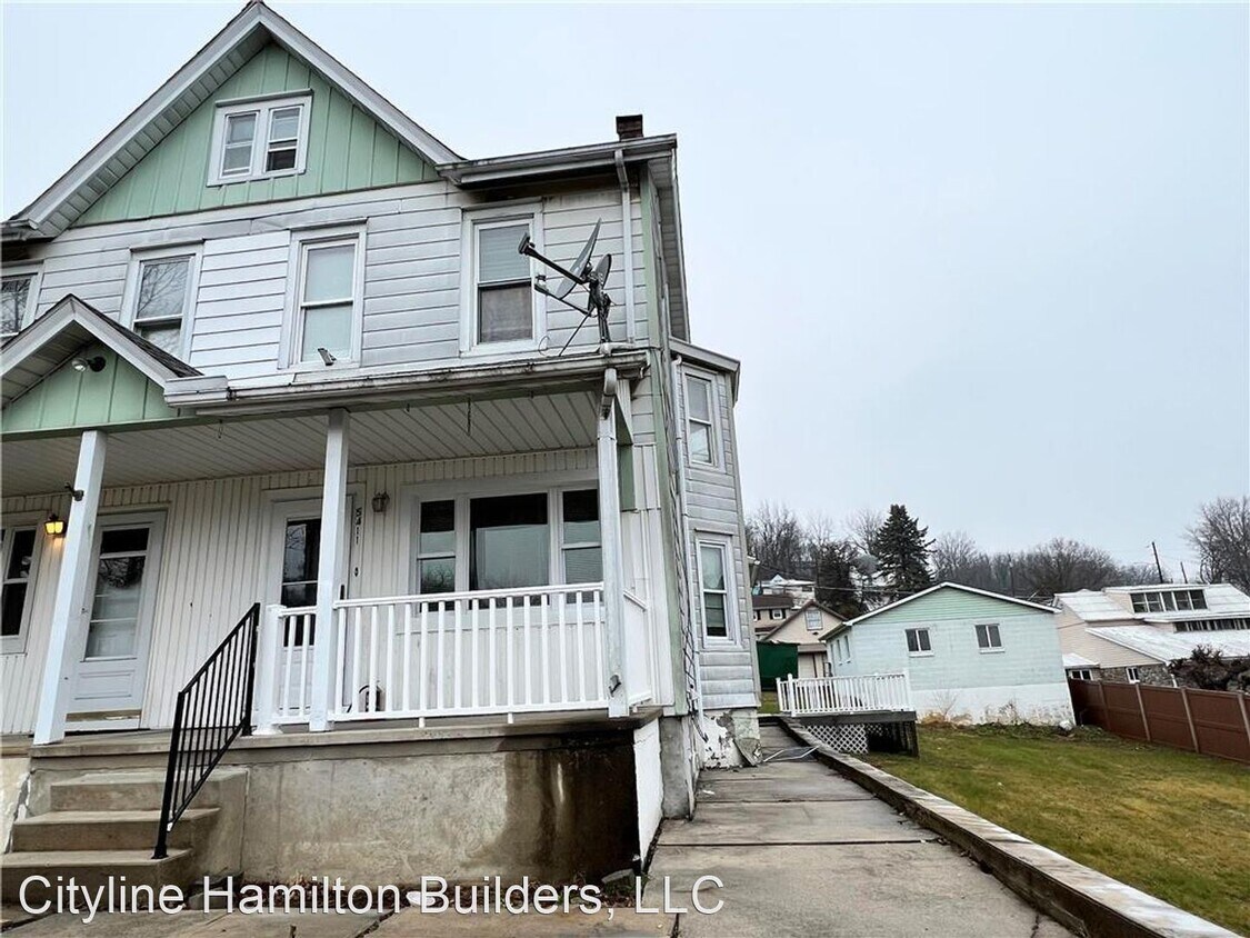 Foto principal - 3 br, 1 bath House - 5411 Hillside Ave