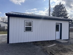 Building Photo - 304 Gleason Ave