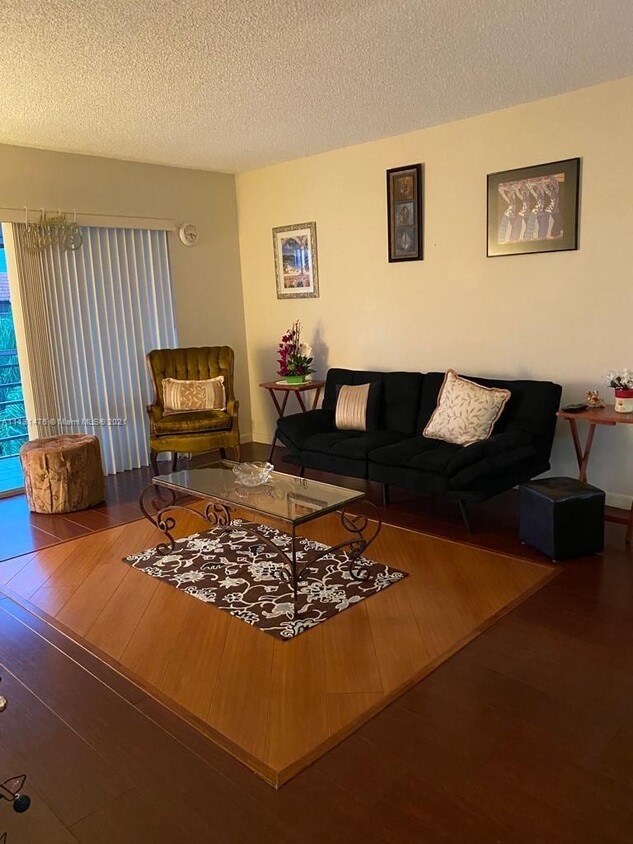 3776 Inverrary Blvd Unit 406R, Lauderhill, FL 33319 Condo for Rent in
