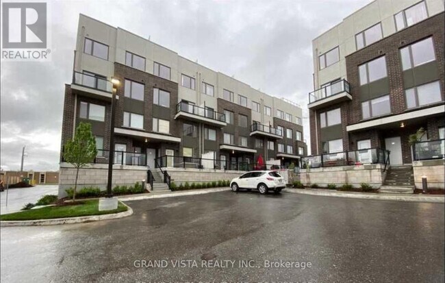 Photo du bâtiment - 1460-1460 Whites Rd N