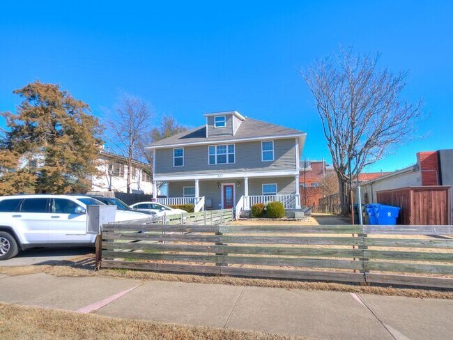 Foto del edificio - 537 S University Blvd