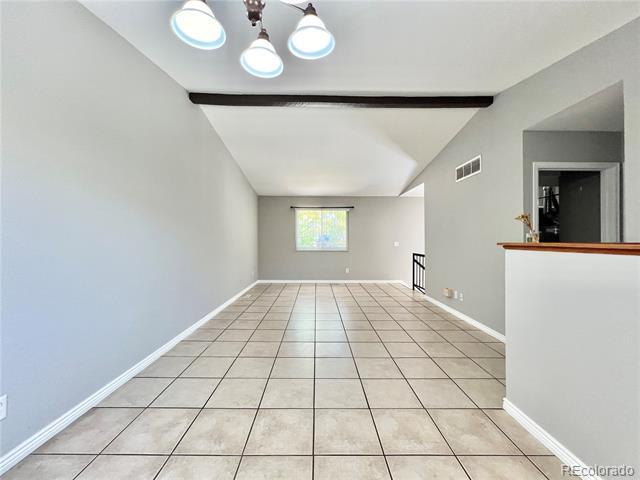 Foto del edificio - 4065 S Richfield St