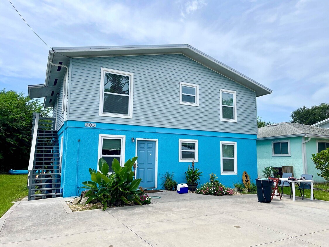 Primary Photo - 203 9th St