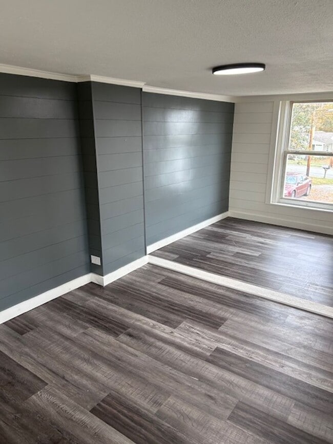 228 S Walnut Ave Unit 4, Cookeville, TN 38501 Room for Rent in