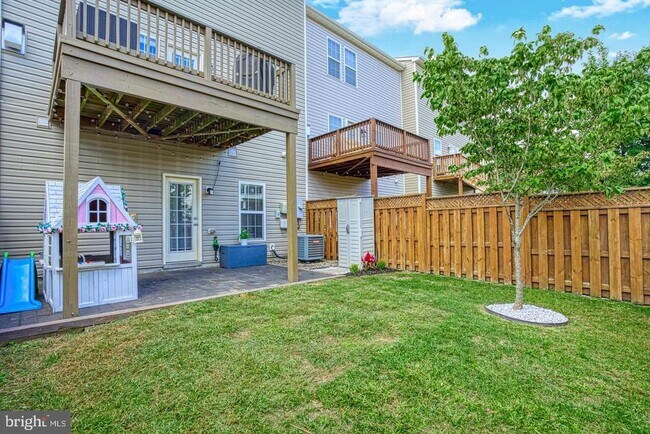 Building Photo - 25172 Fluvial Terrace
