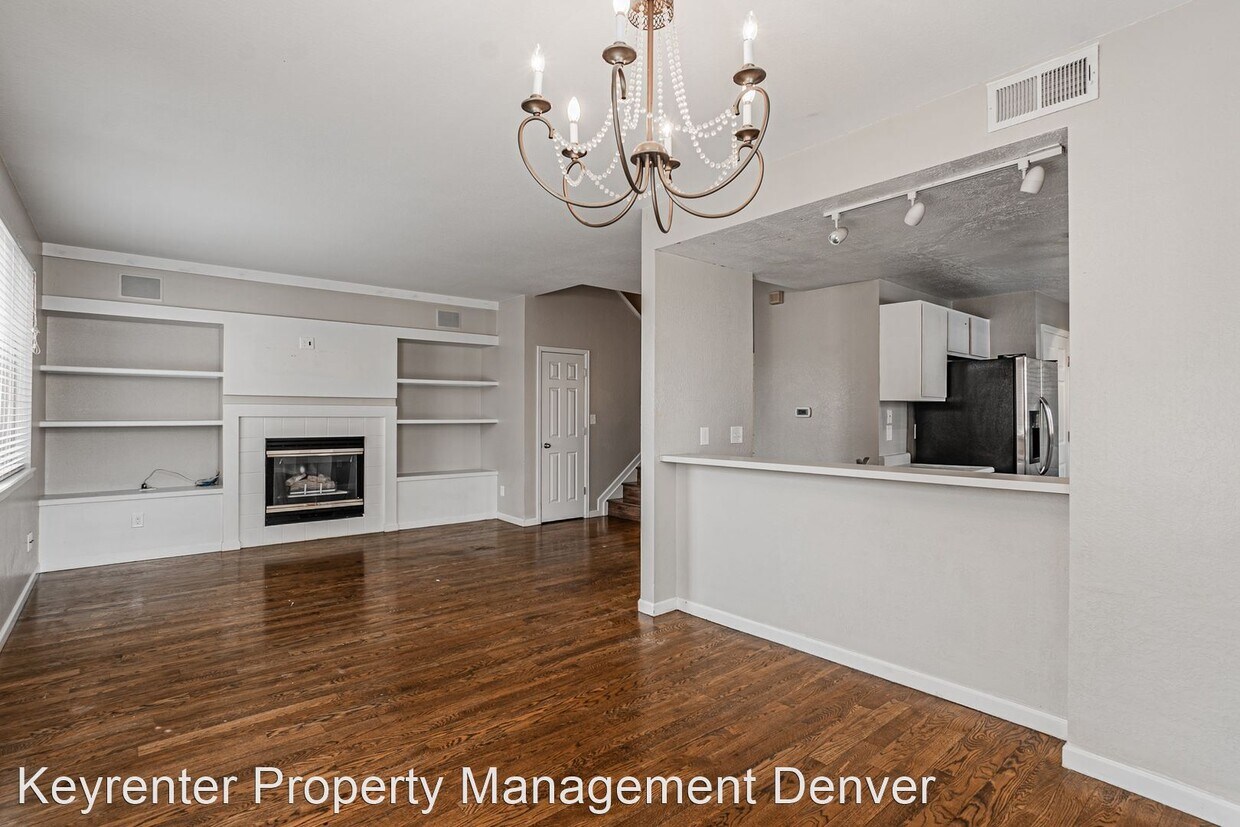 3 br, 2.5 bath House - 1099 S Walden Way ... - 3 br, 2.5 bath House - 1099 S Walden Way  ...