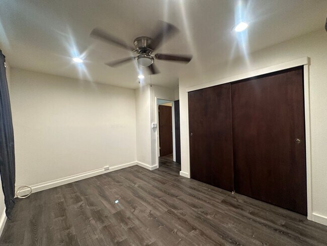 Foto del edificio - 2407 Booth Rd