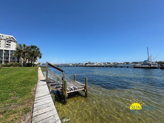 Foto del edificio - Fully Furnished Condo Unit in Fort Walton Beach!