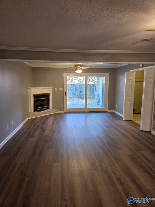 Foto del edificio - 2188 Westbury Ct SW