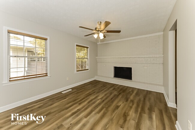 Building Photo - 128 Bryant St