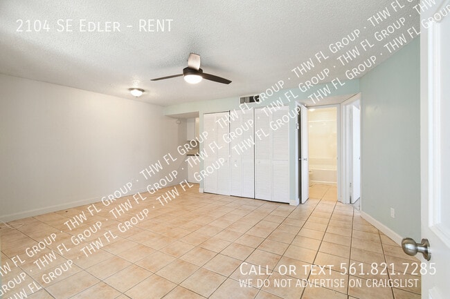 Foto del edificio - 2104 SE Edler-RENT