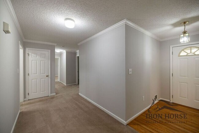 Building Photo - 8671 Macon Hwy