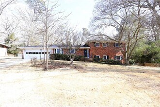 Building Photo - 1735 Moonstone Ct