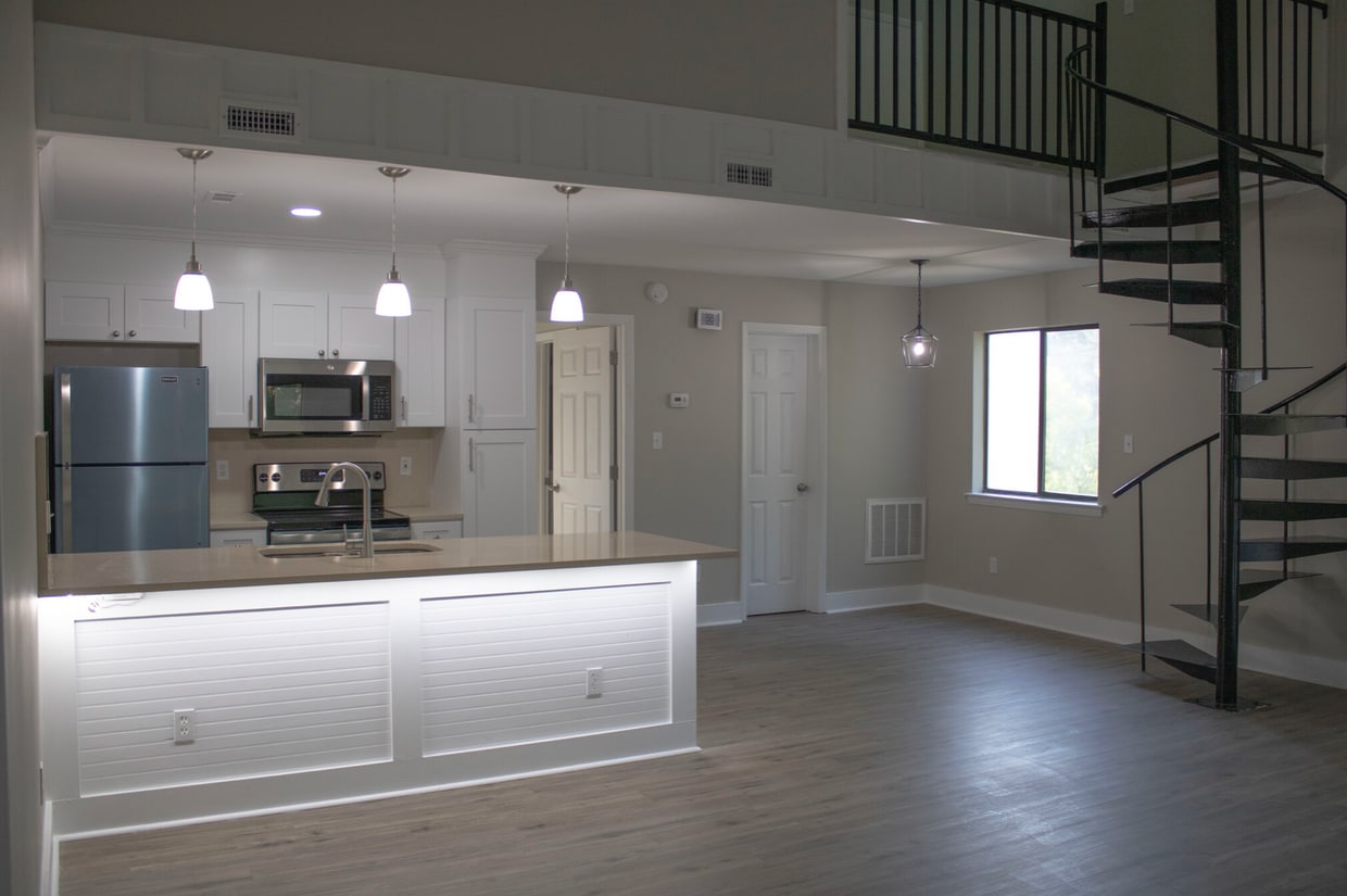 Foto principal - 3035 Huntleigh Dr