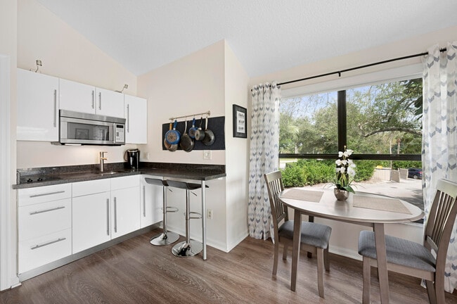 Foto del edificio - 11863 Wimbledon Cir