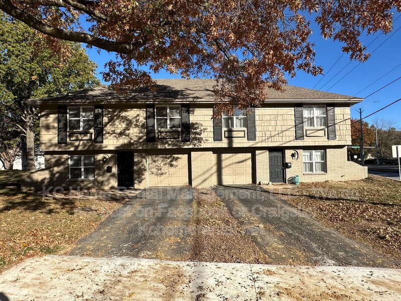 Primary Photo - 10906 W 95th St