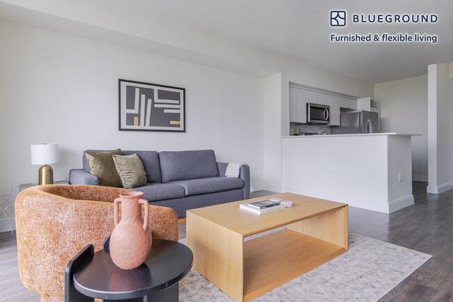 Foto del edificio - 17000 N Bay Rd