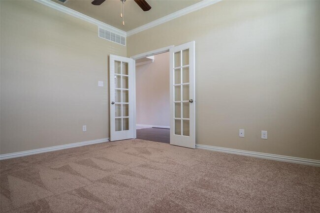 Foto del edificio - 2401 Austin Ln