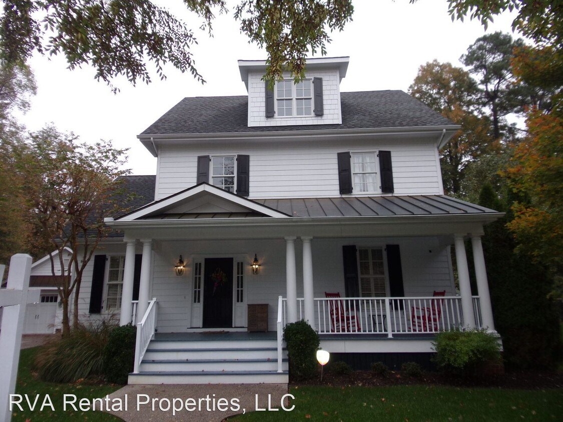 4 br, 3.5 bath House 10937 Live Oak Court House Rental in