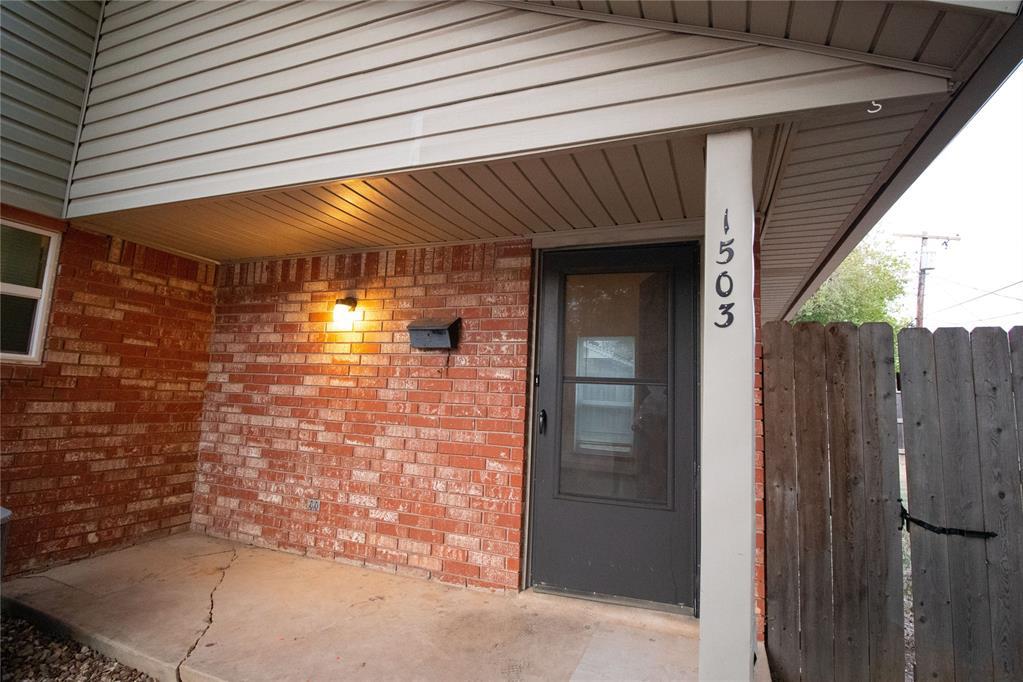 Primary Photo - 1503 Barkley St