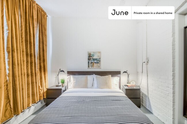 Foto del edificio - Room in Shared 5 bed/1 bath home