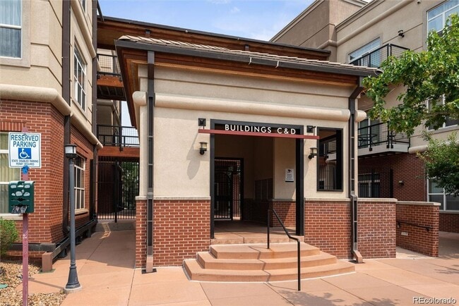 Building Photo - Condo in Prime DTC Location!