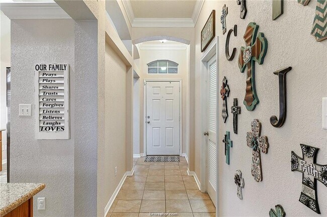 Foto del edificio - 2014 Mountain Wind Loop