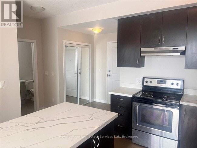 Building Photo - 2490 Old Bronte Rd