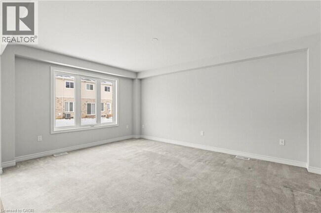 Photo du bâtiment - 141 Winterberry Blvd