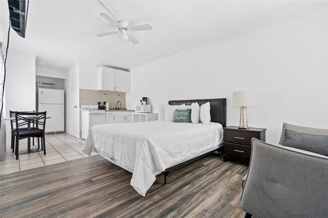 Foto del edificio - 913 NE 18th Ave