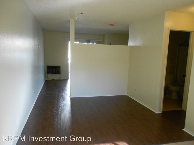 Foto del edificio - 1417 N Durant St