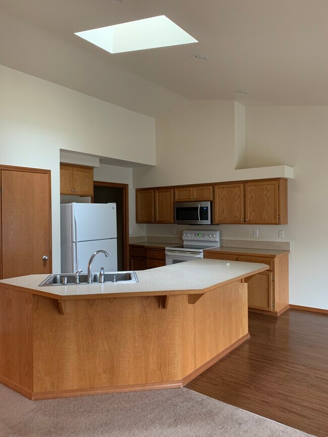 Kitchen island - 16816 32nd Ave E
