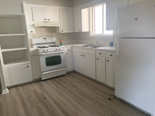 Building Photo - 309 Harrell Dr