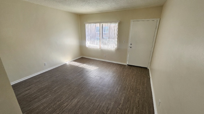 Foto del edificio - 14926 Hawthorne Blvd