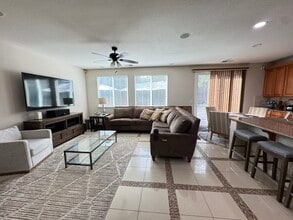 Building Photo - 2400 Ventana View Way