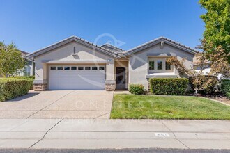 Building Photo - 400 Lilypond Ln
