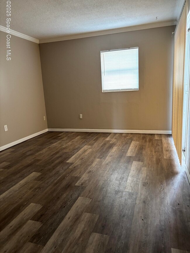 Foto del edificio - 130 Bouganvillea Dr